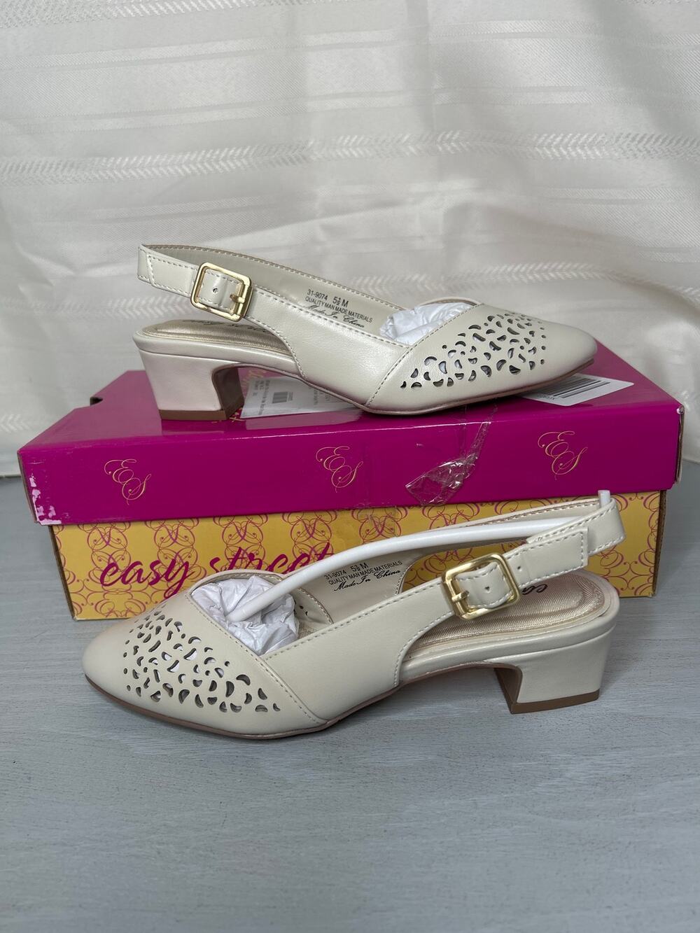 Easy Street Sofie Slingback Block Heel Pumps Bone Womens Size 5.5M